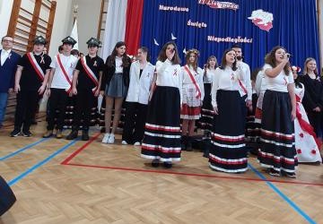 Apel z okazji  Narodowego Święta Niepodległości – lekcja historii i wzruszeń